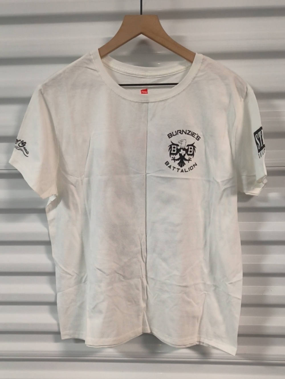 Burnzie's Battalion Texas Strong Graphic Crewneck Short Sleeve T-shirt L Signed